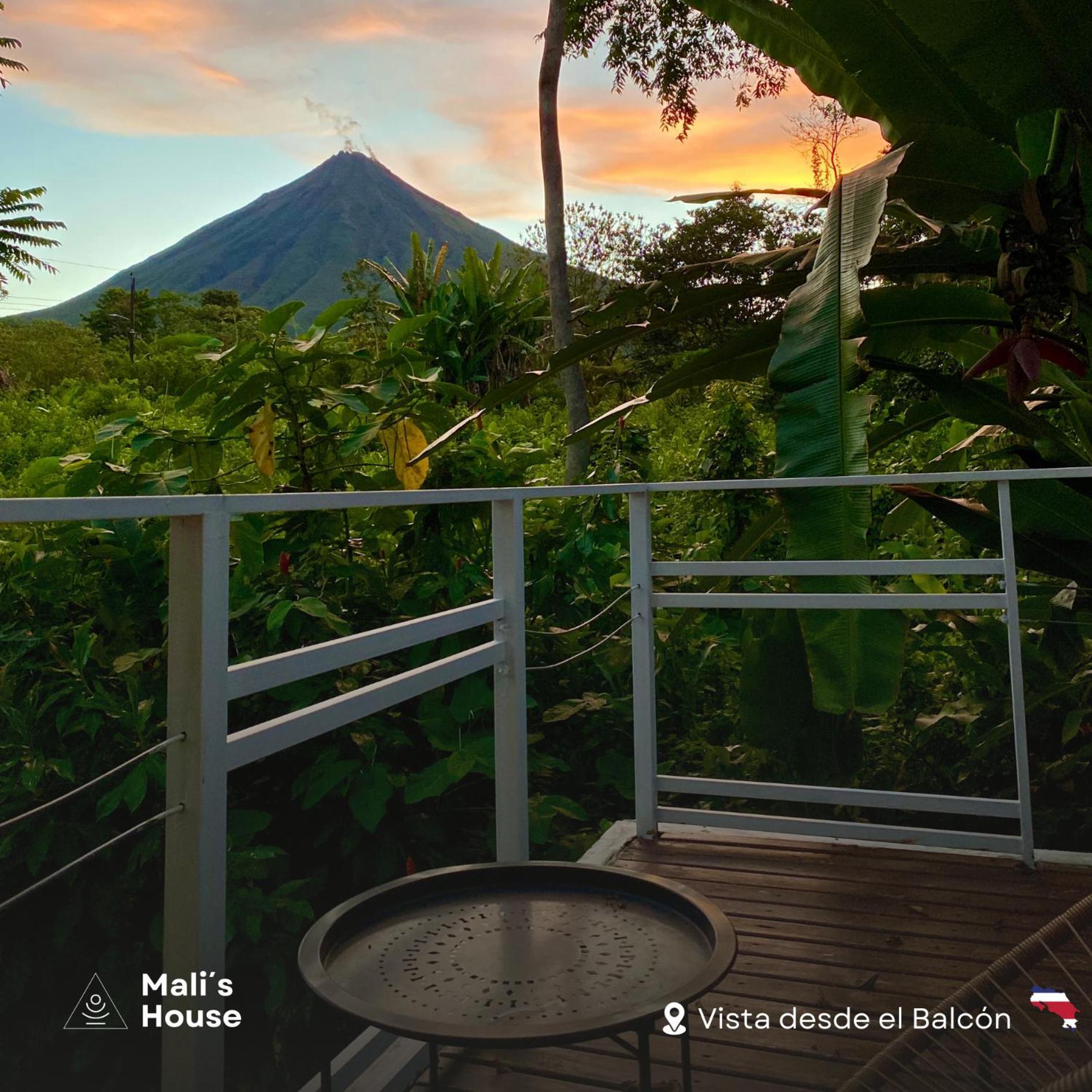 Mali'S House Hotel La Fortuna Exterior foto