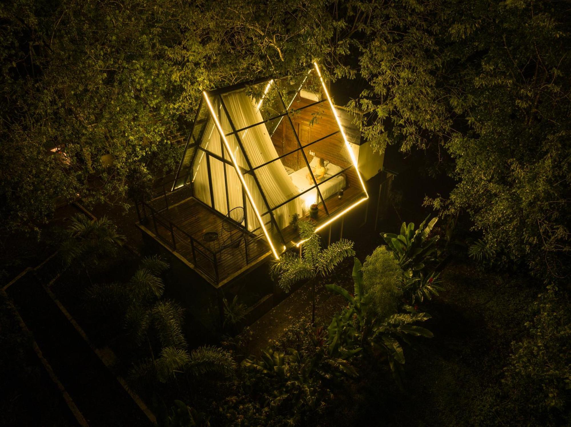 Mali'S House Hotel La Fortuna Exterior foto