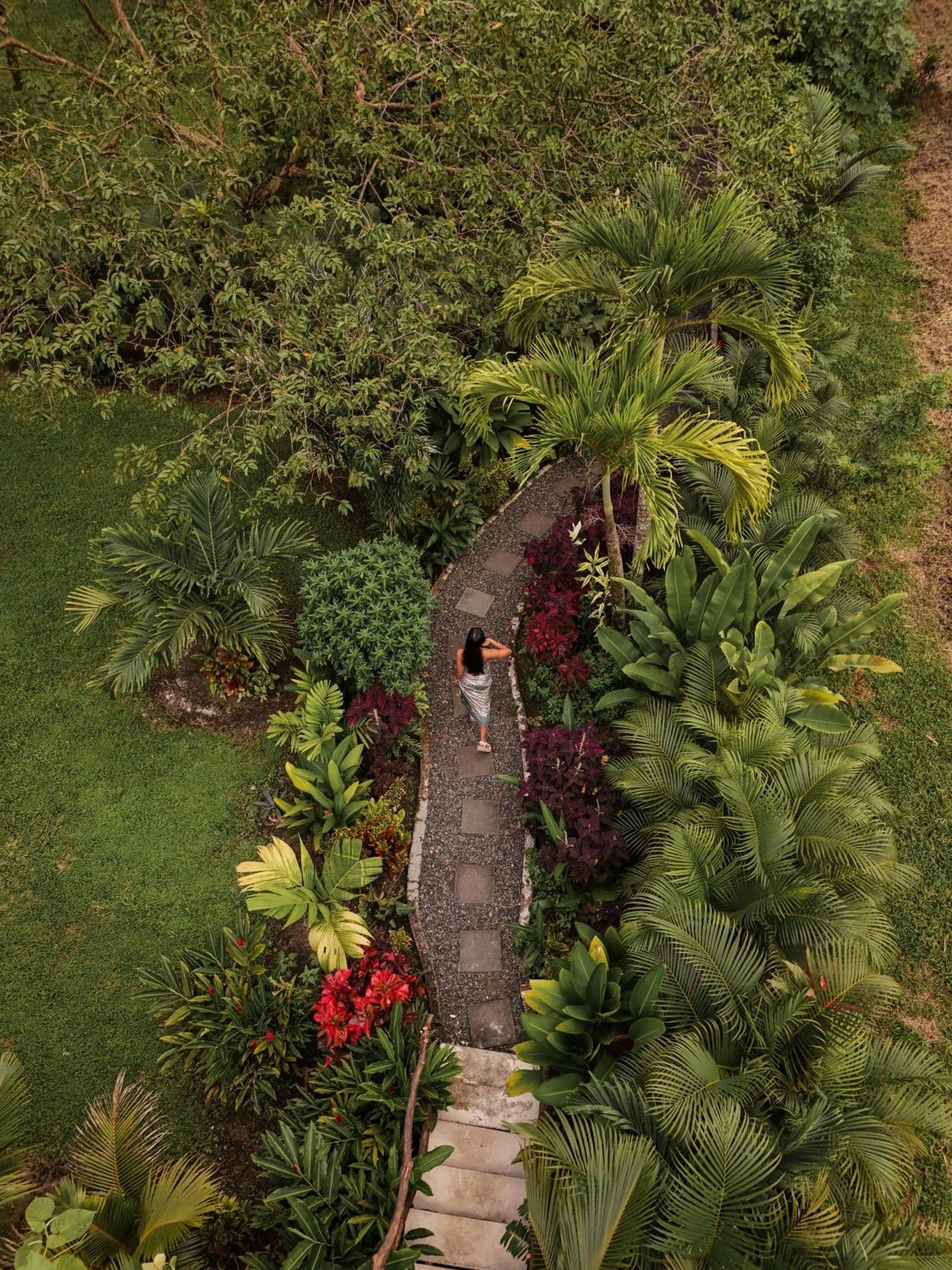 Mali'S House Hotel La Fortuna Exterior foto